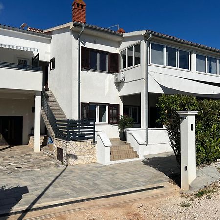 Apartmani Gemma Premantura Eksteriør bilde